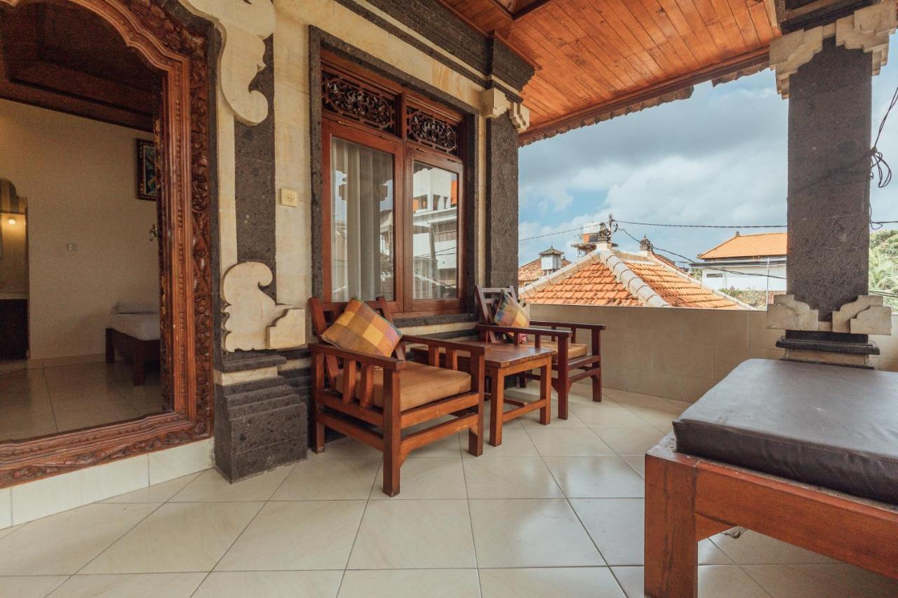 Suarsena Ubud Luaran gambar