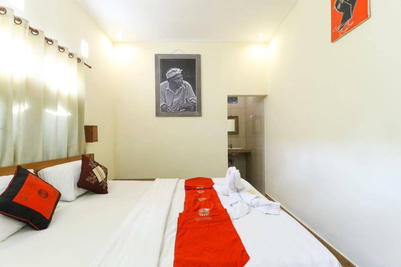 Suarsena Ubud Luaran gambar